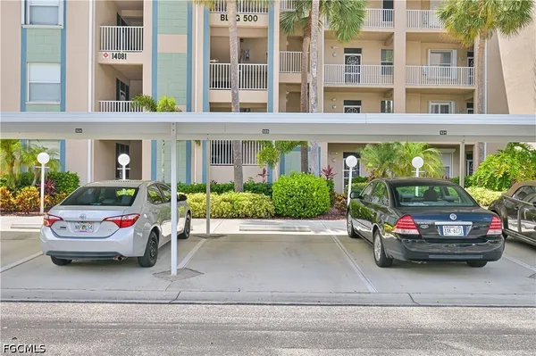 Property Slideshow image 2 of 38 | 14081 brant point cir 5205, Fort Myers, FL, 33919