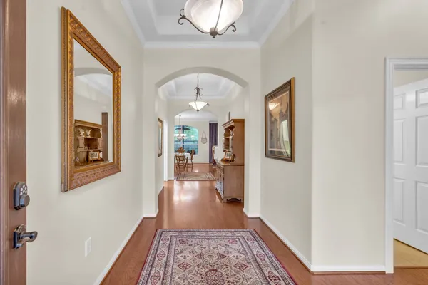 Property Slideshow image 2 of 43 | 44 windsor bridge dr, Conroe, TX, 77384