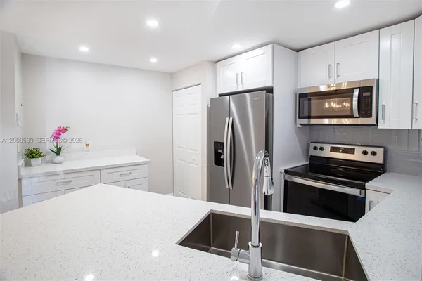 Property Slideshow image 2 of 30 | 7527 s oriole blvd 101, Delray Beach, FL, 33446