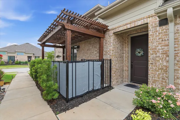 Property Slideshow image 3 of 28 | 2721 garden gate ln, Wylie, TX, 75098