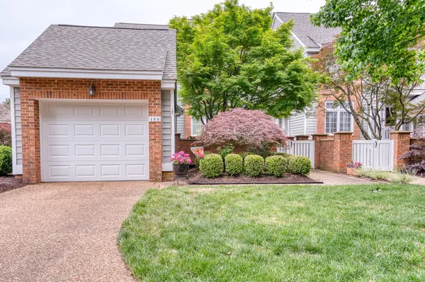 Property Slideshow image 3 of 18 | 148 the grn, Williamsburg, VA, 23185