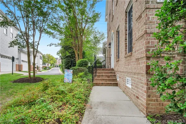Property Slideshow image 2 of 48 | 4325 casey blvd, Williamsburg, VA, 23188