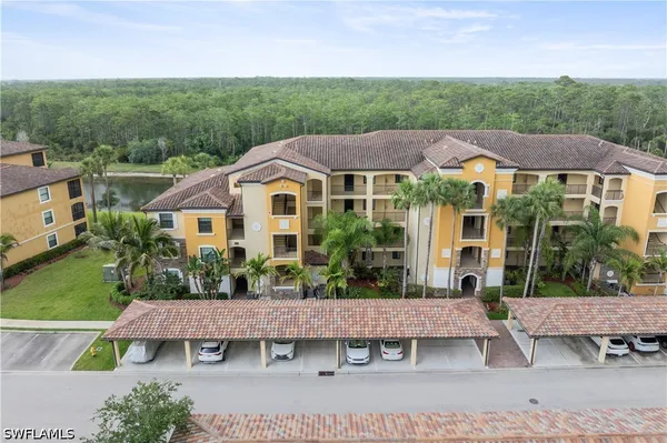 Property Slideshow image 2 of 39 | 9596 trevi ct 5422, Naples, FL, 34113