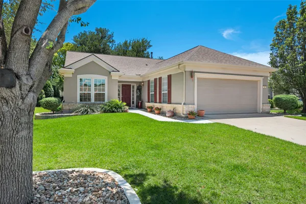 Property Slideshow image 3 of 33 | 505 monarch trl, Georgetown, TX, 78633