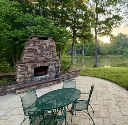 Property Slideshow image 2 of 2 | 121 blacklake, Williamsburg, VA, 23188