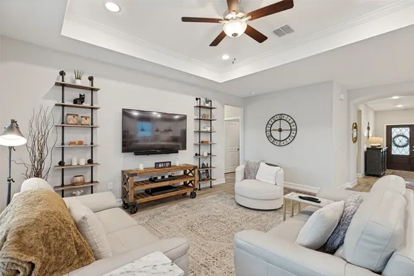 Property Slideshow image 3 of 21 | 9216 twilight trl, Mckinney, TX, 75071