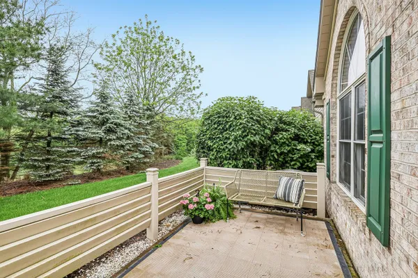 Property Slideshow image 3 of 44 | 2014 jamestown ct, Adams Twp, PA, 16059