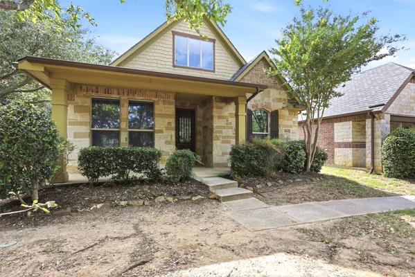 Property Slideshow image 2 of 27 | 8601 gracewood dr, Mckinney, TX, 75070