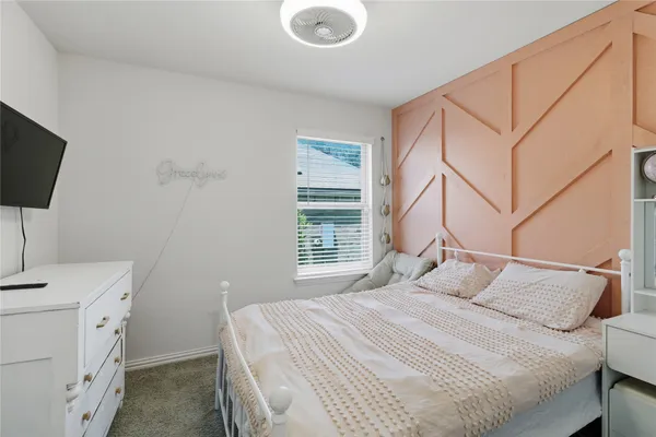 Property Slideshow image 3 of 24 | 633 jaboncillo st, New Braunfels, TX, 78132