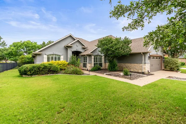 Property Slideshow image 2 of 36 | 9012 legacy ct, Denton, TX, 76207