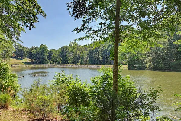 Property Slideshow image 3 of 52 | 19 whittakers mill rd, Williamsburg, VA, 23185