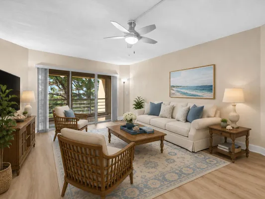 Property Slideshow image 3 of 51 | 3755 via poinciana 611, ,, FL, 33467