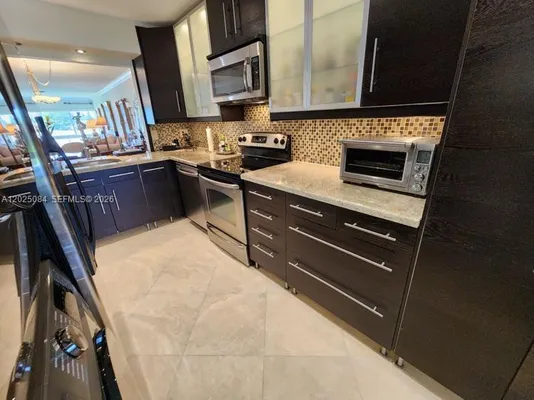 Property Slideshow image 3 of 10 | 5590 via delray b, Delray Beach, FL, 33484