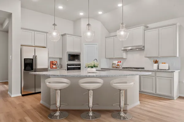 Property Slideshow image 2 of 32 | 26063 peacetree ln, Montgomery, TX, 77316