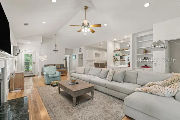 Property Slideshow image 2 of 43 | 15 indigo run dr 5, Hilton Head Island, SC, 29926
