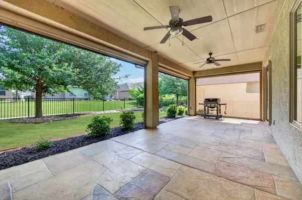 Property Slideshow image 3 of 17 | 9508 rivercrest dr, Denton, TX, 76207