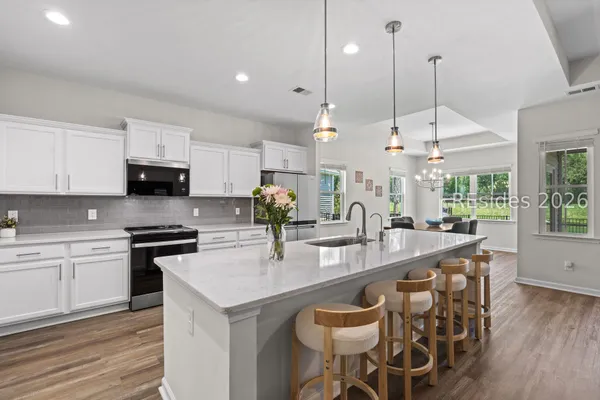 Property Slideshow image 2 of 35 | 84 flagstaff ln, Ridgeland, SC, 29936