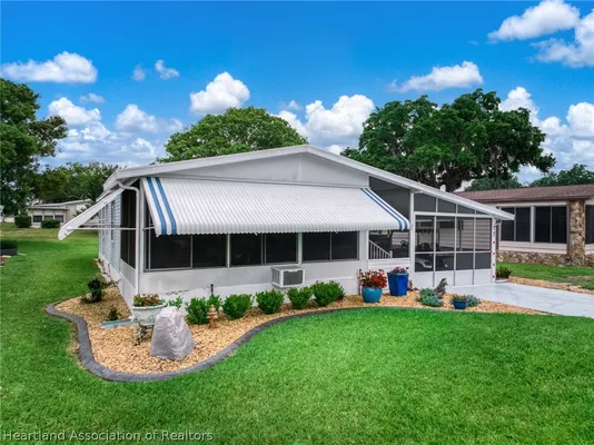 Property Slideshow image 2 of 44 | 17 venetian pkwy, Lake Placid, FL, 33852