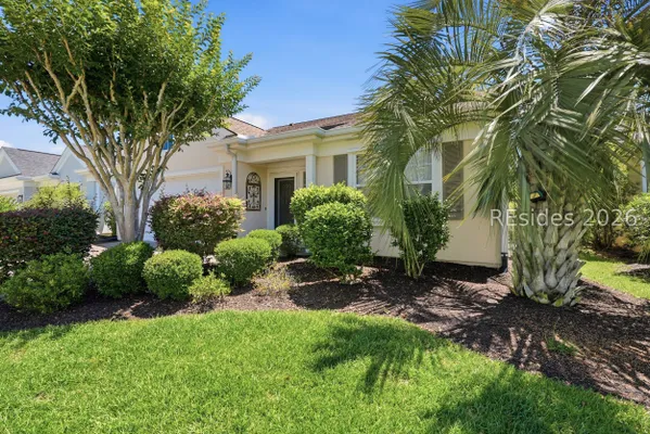 Property Slideshow image 3 of 38 | 27 candlelight ln, Bluffton, SC, 29909