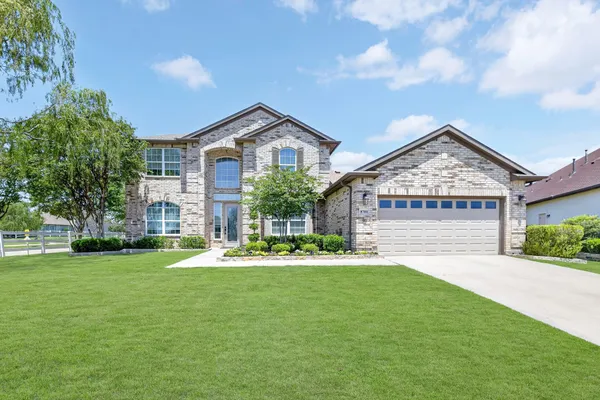 Property Slideshow image 3 of 38 | 8701 freeport dr, Denton, TX, 76207