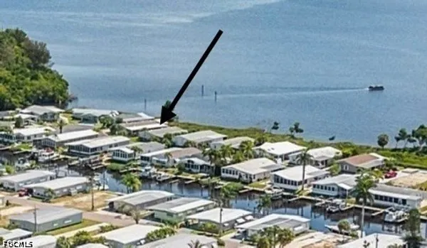 Property Slideshow image 3 of 50 | 5548 adam dr, North Fort Myers, FL, 33917