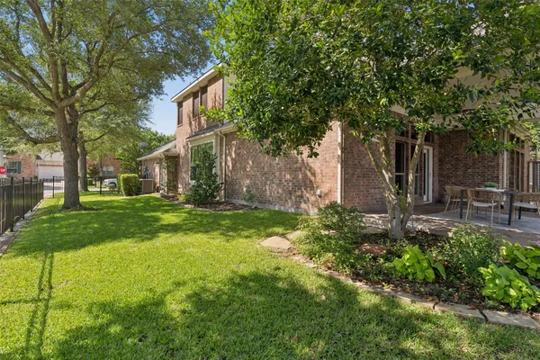 Property Slideshow image 3 of 40 | 704 scenic ranch cir, Fairview, TX, 75069