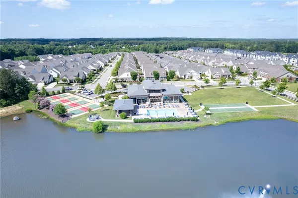 Property Slideshow image 2 of 35 | 6800 dales pony dr, Moseley, VA, 23120