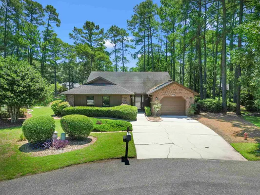 Property Slideshow image 2 of 33 | 211 butternut cir, Conway, SC, 29526