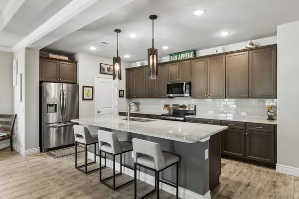 Property Slideshow image 2 of 26 | 10312 claystone dr, Denton, TX, 76207