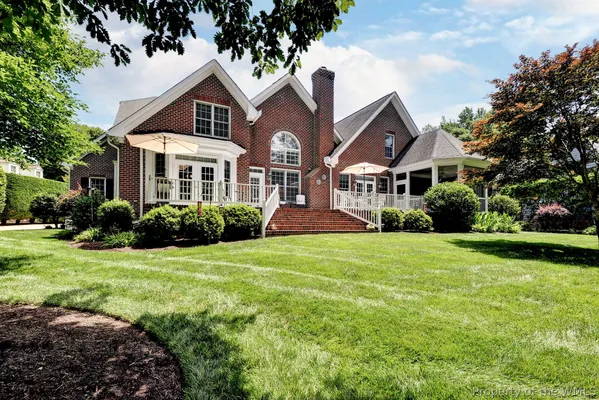 Property Slideshow image 3 of 50 | 112 bay hl, Williamsburg, VA, 23188