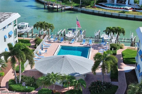 Property Slideshow image 2 of 33 | 2100 gulf shore blvd 107, Naples, FL, 34102