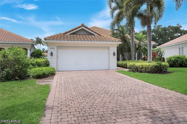 Property Slideshow image 3 of 50 | 5855 charlton way, Naples, FL, 34119