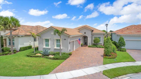 Property Slideshow image 3 of 101 | 23009 sw accesi way, Port St Lucie, FL, 34986