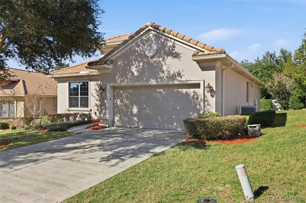 Property Slideshow image 3 of 56 | 1027 w skyview crossing dr, Hernando, FL, 34442