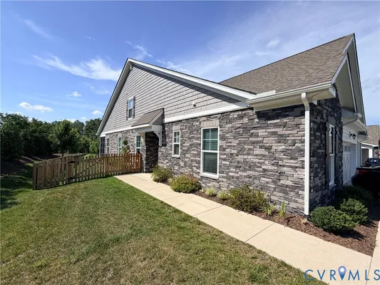 Property Slideshow image 3 of 3 | 6912 welara run, Moseley, VA, 23120