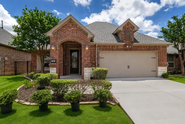 Property Slideshow image 2 of 21 | 768 apeldoorn ln, Keller, TX, 76248