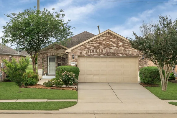 Property Slideshow image 3 of 50 | 3734 county seat ln, Richmond, TX, 77469