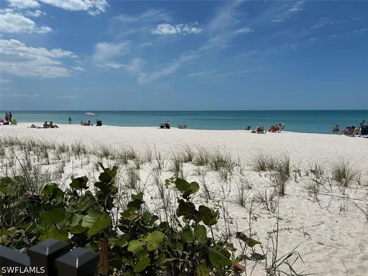 Property Slideshow image 2 of 25 | 3399 gulf shore blvd 109, Naples, FL, 34103