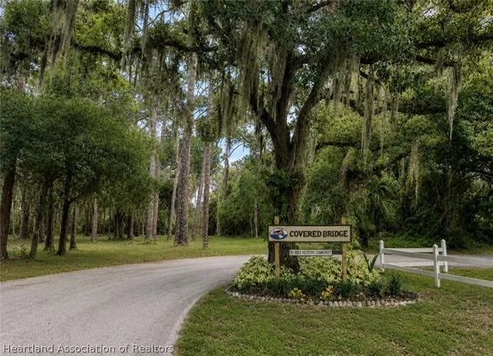 Property Slideshow image 2 of 18 | 53 pinecrest st, Lake Placid, FL, 33852
