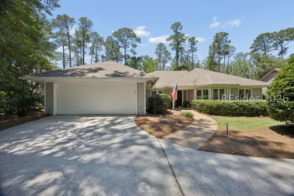 Property Slideshow image 2 of 81 | 10 sweetwater ln, Hilton Head Island, SC, 29926