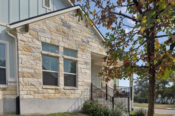 Property Slideshow image 2 of 40 | 105 lafitte dr 101, San Marcos, TX, 78666