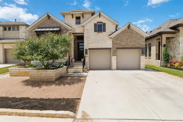 Property Slideshow image 3 of 58 | 425 juana way st, New Braunfels, TX, 78132