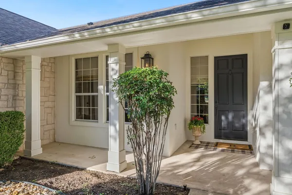 Property Slideshow image 3 of 40 | 118 cold springs dr, Georgetown, TX, 78633