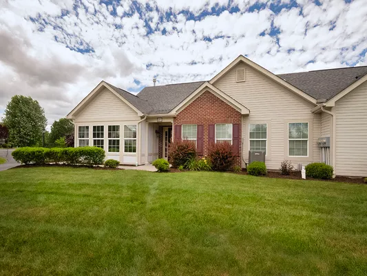 Property Slideshow image 3 of 41 | 6051 laurel ct, Harmony Boro, PA, 16037