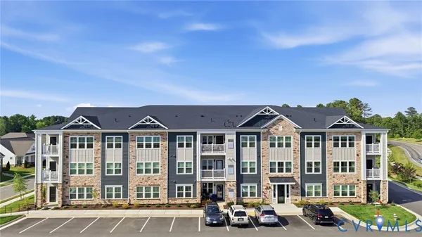 Property Slideshow image 2 of 45 | 6655 citory way 203, Moseley, VA, 23120