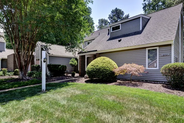 Property Slideshow image 2 of 47 | 272 littletown quarter, Williamsburg, VA, 23185