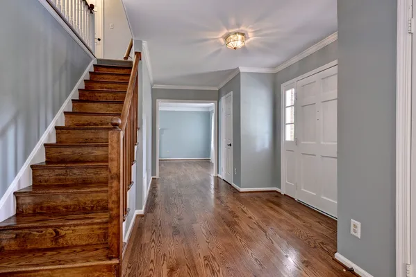 Property Slideshow image 3 of 42 | 128 country club dr, Williamsburg, VA, 23188