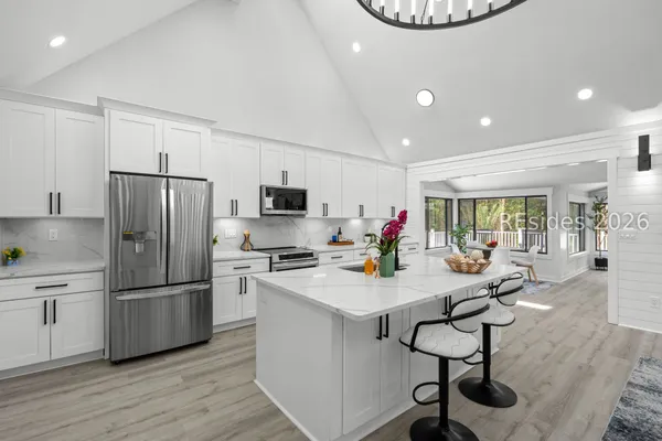 Property Slideshow image 2 of 64 | 30 sweet bay ln, Hilton Head Island, SC, 29926