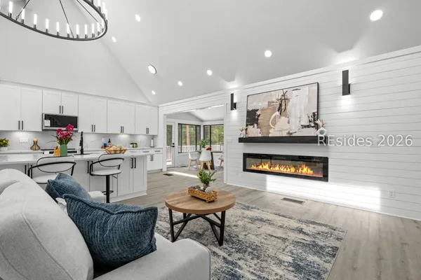 Property Slideshow image 3 of 64 | 30 sweet bay ln, Hilton Head Island, SC, 29926