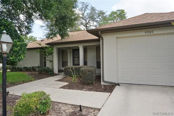 Property Slideshow image 3 of 51 | 5985 w croyden cir, Crystal River, FL, 34429